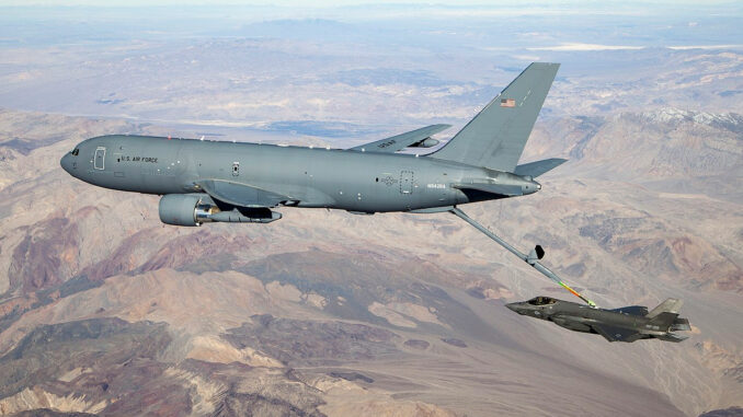 Des fissures sur les ravitailleurs KC-46A