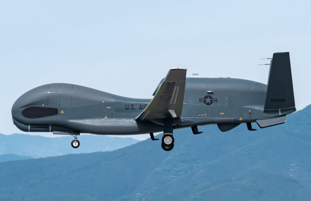 Première atterrissage du RQ-4 Global Hawk au Royaume-Uni