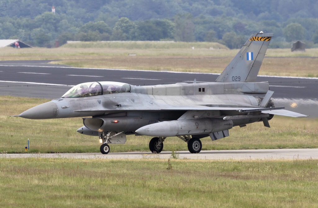 Les USA veulent des F-16 Grecs pour ses escadrons adversaires