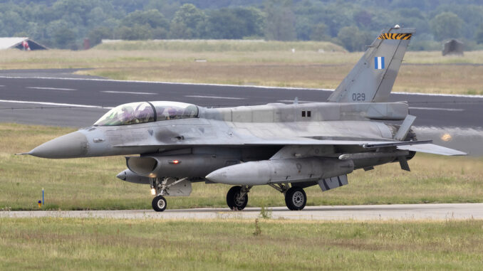 Les USA veulent des F-16 Grecs pour ses escadrons adversaires