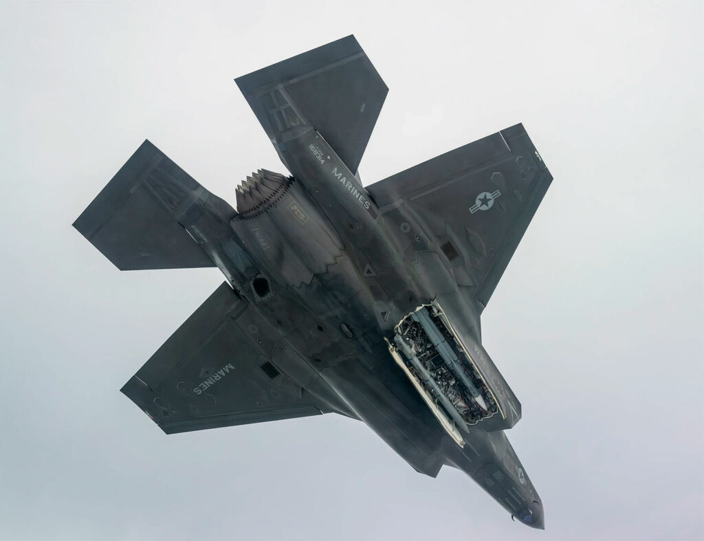 Le F-35B s'équipe du missile longue portée Meteor