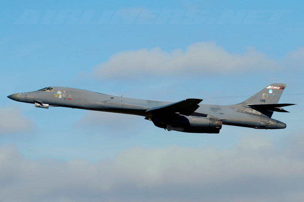 Déploiement stratégique: les B-1B Lancer à Misawa